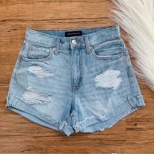 Aeropostale Light Wash Denim Mom Shorts High Waisted Size 2